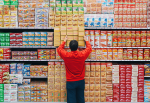 The Difference Between Retail and Wholesale Grocery Prices Explained